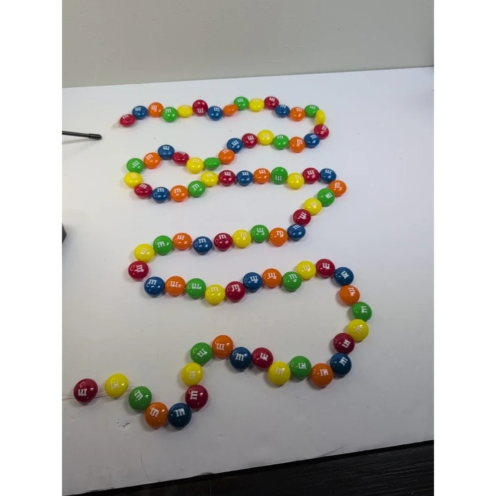 M&M Garland candy decor rainbow red blue green‎ Vintage See Pics